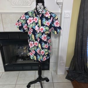 Hawaiian shirt